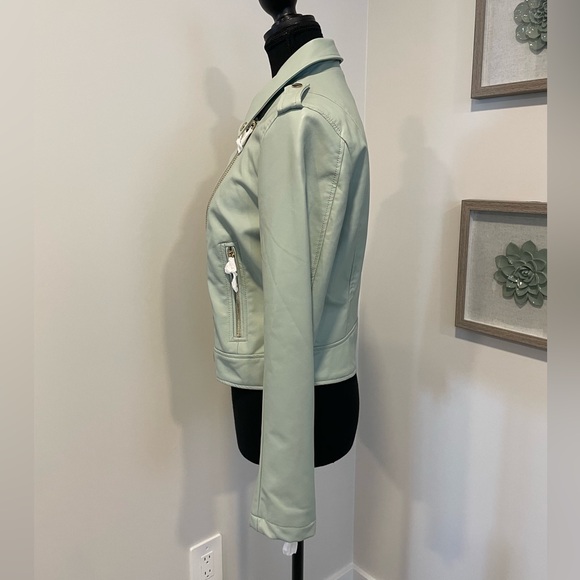 Dex Pale Sage Green Vegan Leather Moto Jacket With Gold Hardware NWT! - Picture 2 of 13